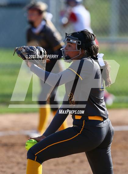 Thumbnail 2 in Neshannock @ Shenango photogallery.