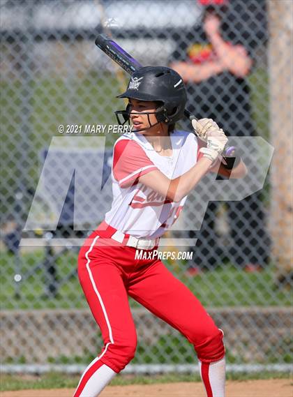 Thumbnail 3 in Neshannock @ Shenango photogallery.