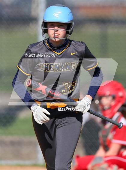 Thumbnail 1 in Neshannock @ Shenango photogallery.