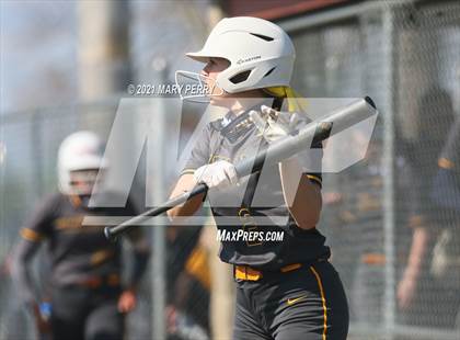 Thumbnail 2 in Neshannock @ Shenango photogallery.