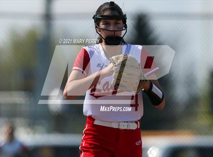 Thumbnail 3 in Neshannock @ Shenango photogallery.