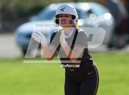 Thumbnail 3 in Neshannock @ Shenango photogallery.