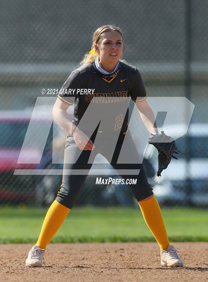 Thumbnail 1 in Neshannock @ Shenango photogallery.
