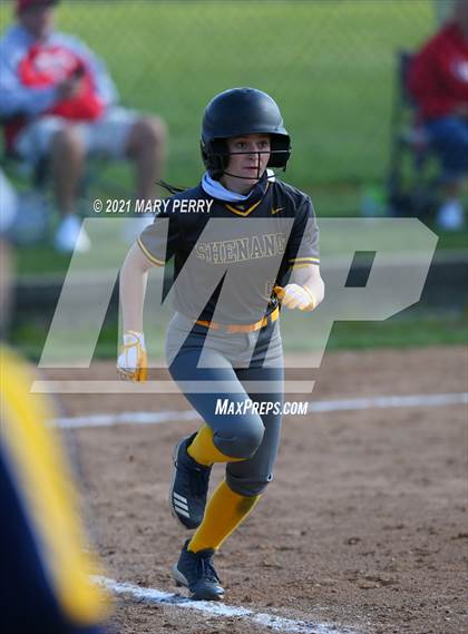 Thumbnail 1 in Neshannock @ Shenango photogallery.