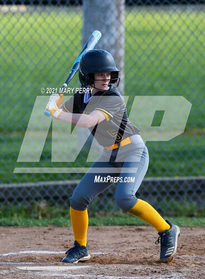 Thumbnail 3 in Neshannock @ Shenango photogallery.