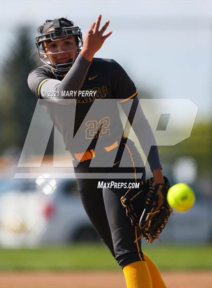 Thumbnail 1 in Neshannock @ Shenango photogallery.
