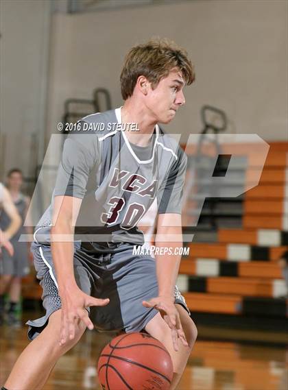 Thumbnail 1 in Valley Christian vs. Greenville (Mesa Verde Challenge) photogallery.