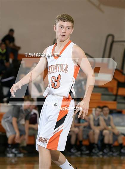 Thumbnail 1 in Valley Christian vs. Greenville (Mesa Verde Challenge) photogallery.