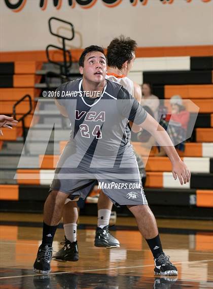 Thumbnail 3 in Valley Christian vs. Greenville (Mesa Verde Challenge) photogallery.