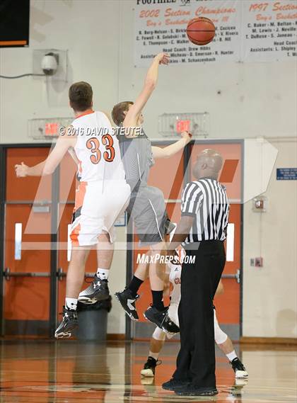 Thumbnail 1 in Valley Christian vs. Greenville (Mesa Verde Challenge) photogallery.