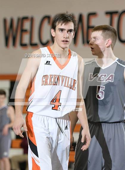 Thumbnail 3 in Valley Christian vs. Greenville (Mesa Verde Challenge) photogallery.