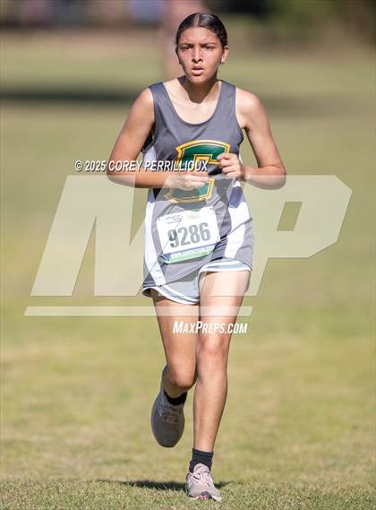 Thumbnail 1 in LHSAA Division 1 Region 2 Final photogallery.