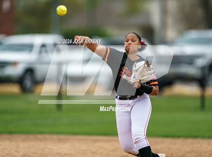 Thumbnail 1 in Parkview Baptist vs Brusly (Alexander Park) photogallery.