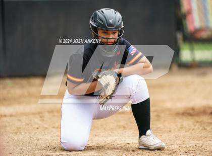 Thumbnail 2 in Parkview Baptist vs Brusly (Alexander Park) photogallery.