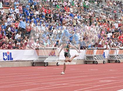 Thumbnail 1 in UIL 4A Track and Field State Finals (Awards) photogallery.