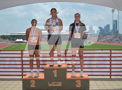 Thumbnail 3 in UIL 4A Track and Field State Finals (Awards) photogallery.