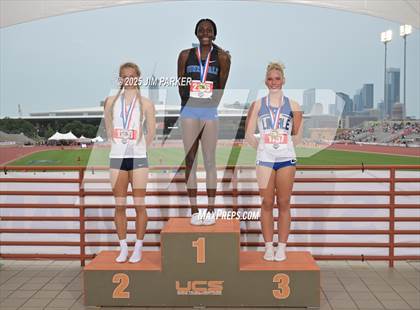 Thumbnail 1 in UIL 4A Track and Field State Finals (Awards) photogallery.