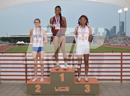 Thumbnail 1 in UIL 4A Track and Field State Finals (Awards) photogallery.