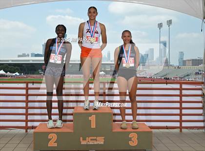 Thumbnail 1 in UIL 4A Track and Field State Finals (Awards) photogallery.