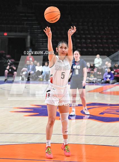 Thumbnail 3 in Page vs. American Leadership Academy - West Foothills (AIA 3A Quarterfinal) photogallery.