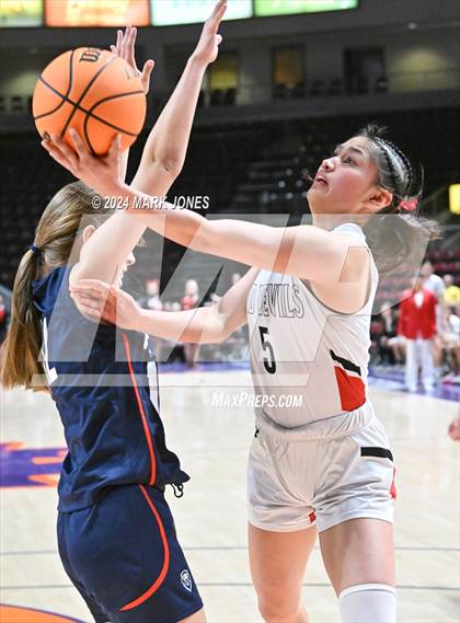 Thumbnail 2 in Page vs. American Leadership Academy - West Foothills (AIA 3A Quarterfinal) photogallery.