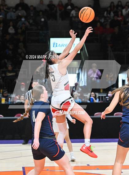 Thumbnail 2 in Page vs. American Leadership Academy - West Foothills (AIA 3A Quarterfinal) photogallery.