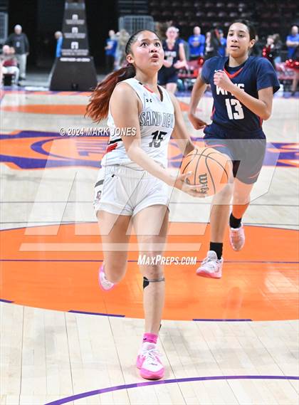 Thumbnail 3 in Page vs. American Leadership Academy - West Foothills (AIA 3A Quarterfinal) photogallery.