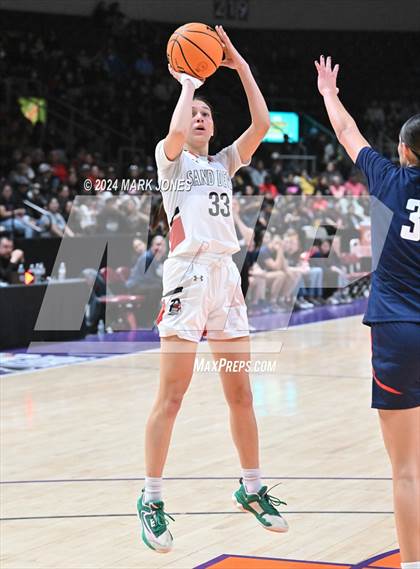 Thumbnail 3 in Page vs. American Leadership Academy - West Foothills (AIA 3A Quarterfinal) photogallery.