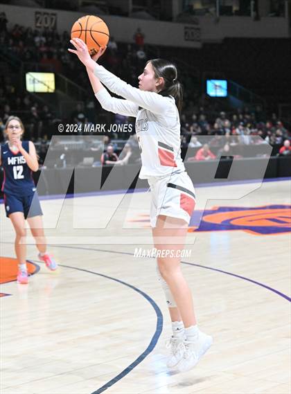 Thumbnail 2 in Page vs. American Leadership Academy - West Foothills (AIA 3A Quarterfinal) photogallery.