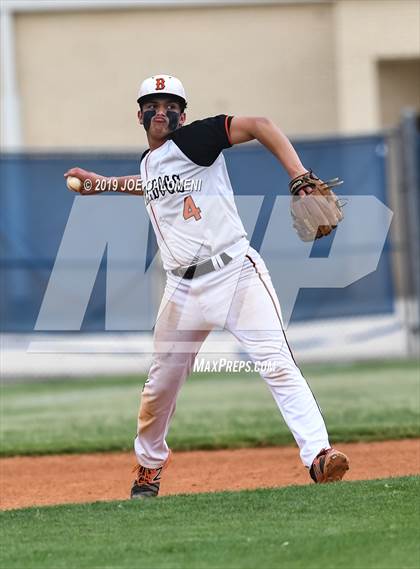 Thumbnail 1 in Burbank vs Lanier [Sidney] photogallery.