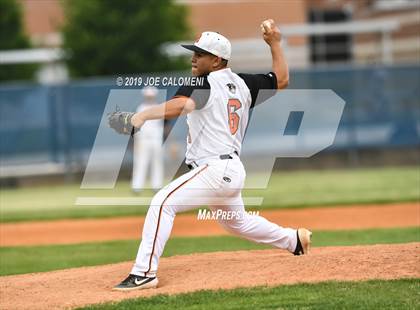 Thumbnail 1 in Burbank vs Lanier [Sidney] photogallery.