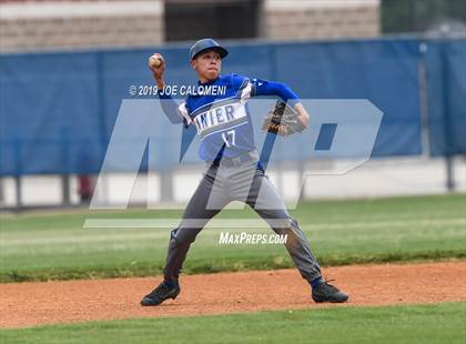 Thumbnail 3 in Burbank vs Lanier [Sidney] photogallery.