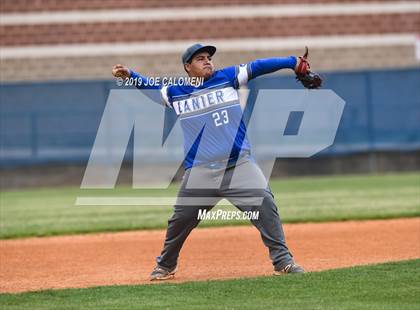 Thumbnail 1 in Burbank vs Lanier [Sidney] photogallery.