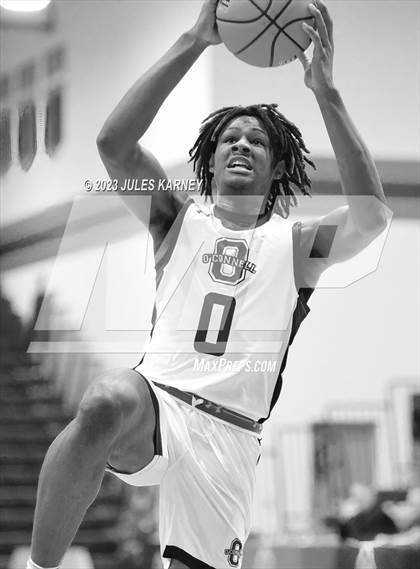 Thumbnail 3 in Mater Lakes Academy vs Bishop O'Connell (Tarkanian Classic) photogallery.