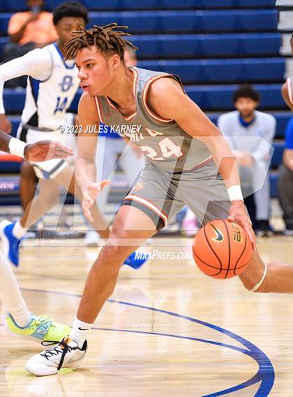 Thumbnail 1 in Mater Lakes Academy vs Bishop O'Connell (Tarkanian Classic) photogallery.