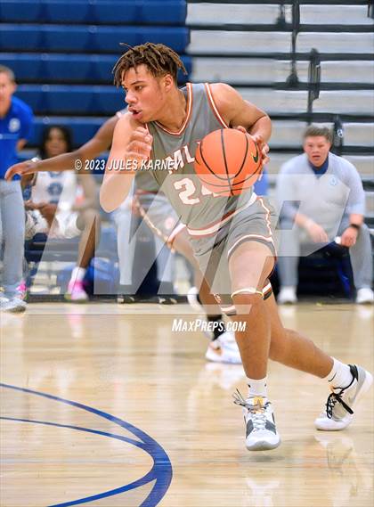 Thumbnail 3 in Mater Lakes Academy vs Bishop O'Connell (Tarkanian Classic) photogallery.