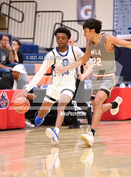 Thumbnail 2 in Mater Lakes Academy vs Bishop O'Connell (Tarkanian Classic) photogallery.