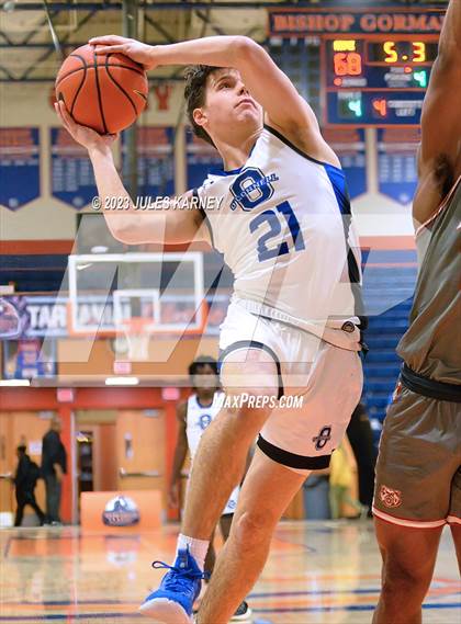 Thumbnail 2 in Mater Lakes Academy vs Bishop O'Connell (Tarkanian Classic) photogallery.