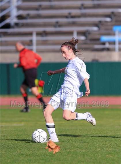 Thumbnail 3 in Wilton vs Barlow (CIAC  Class L Final) photogallery.