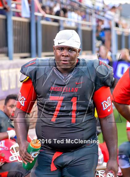 Thumbnail 3 in McClellan vs. Parish Episcopal (Arkansas Kickoff Classic) photogallery.