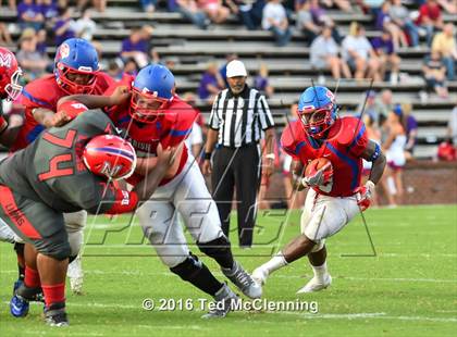 Thumbnail 3 in McClellan vs. Parish Episcopal (Arkansas Kickoff Classic) photogallery.