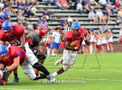 Thumbnail 1 in McClellan vs. Parish Episcopal (Arkansas Kickoff Classic) photogallery.