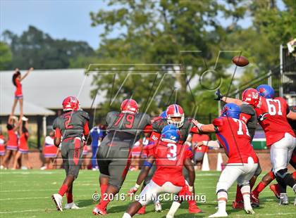 Thumbnail 3 in McClellan vs. Parish Episcopal (Arkansas Kickoff Classic) photogallery.