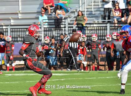 Thumbnail 2 in McClellan vs. Parish Episcopal (Arkansas Kickoff Classic) photogallery.