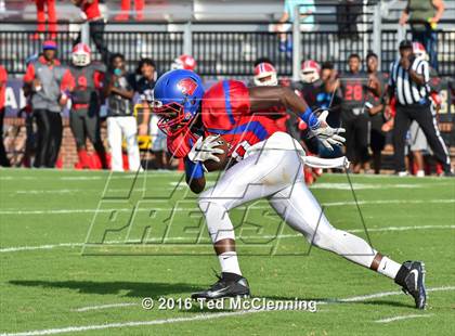 Thumbnail 1 in McClellan vs. Parish Episcopal (Arkansas Kickoff Classic) photogallery.