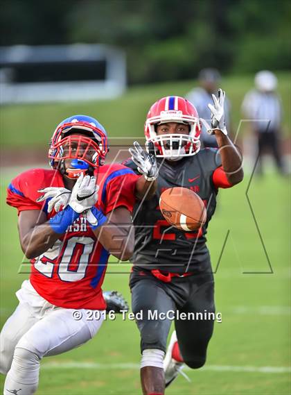 Thumbnail 1 in McClellan vs. Parish Episcopal (Arkansas Kickoff Classic) photogallery.