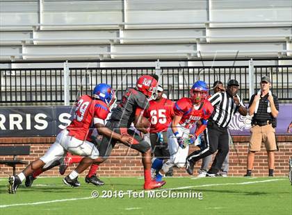 Thumbnail 2 in McClellan vs. Parish Episcopal (Arkansas Kickoff Classic) photogallery.
