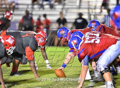 Thumbnail 2 in McClellan vs. Parish Episcopal (Arkansas Kickoff Classic) photogallery.