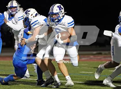 Thumbnail 2 in Krum vs Sunnyvale (Bi District) photogallery.