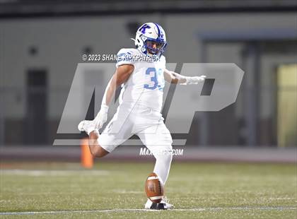 Thumbnail 1 in Krum vs Sunnyvale (Bi District) photogallery.